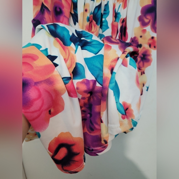 ❤️❤️HOST PICK❤️❤️ Nwot Strapless floral maxi size xl - Picture 8 of 10